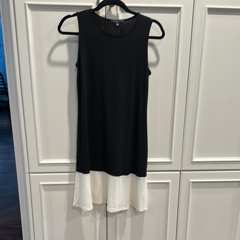 Black and White Sleeveless Dress